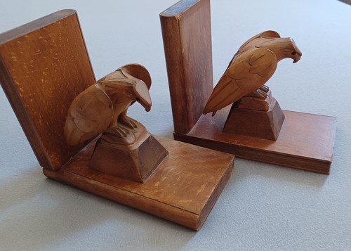 Alte buchstützen aus holz - alte,