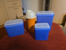 3x blaue Tupperware Dose mit Schwingdeckel plus 1x Schüttelbecher MixFix