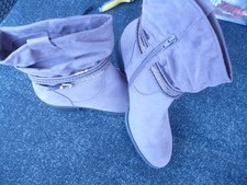 BEIGE tolle XXL Stiefellette, Gr. 44, Wasserabweisend, Flache halbhohe STIEFEL!!