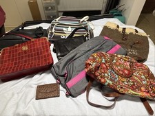 Konvolut Damen Handtaschen gebraucht, versch. Marken und Formen