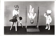 Ak Sonneberg in Thüringen, Deutsches Spielzeugmuseum, Kleine... - 4641675