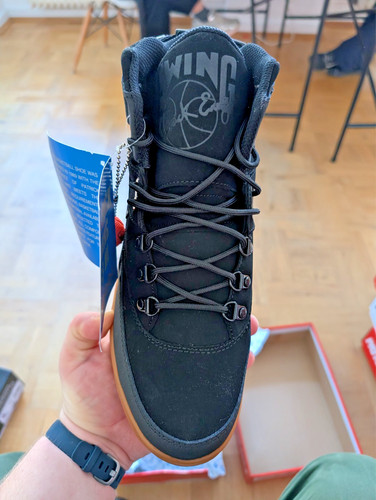 Patrick ewing winter - hi,