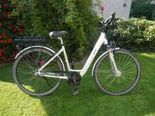 E-BIKE - GIANT TWIST ELEGANCE - GRÖßE M - SEHR GEPFLEGT - 2 AKKUS