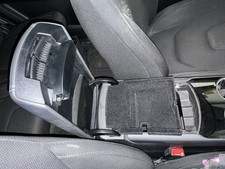 Armlehne EM2B-R045C74-AAA3ZHE