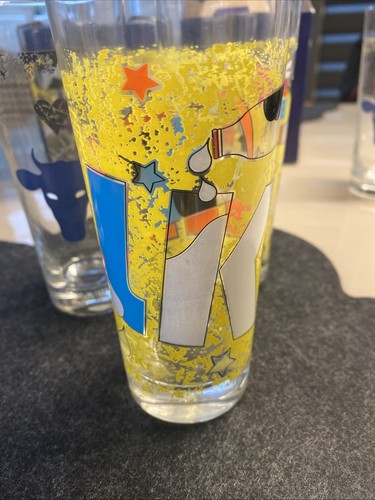 Neue milchgläser karton - neue,