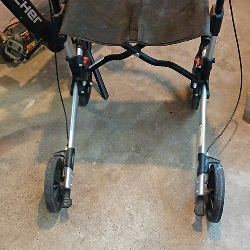 Faltbarer rollator mit sitz - faltbarer,