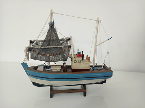 Modell fischerboot blau weiß - modell, blau-weiß