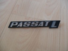 VW Passat L Emblem Zeichen Schriftzug Volkswagen