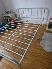 Bett weiß 140x200 Metall Bettgestell Gästebett