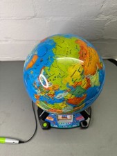 VTech Interaktiver Videoglobus – Lern-Globus mit Bildschirm & 9000 Fakten (EN)