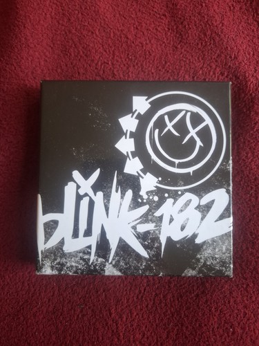 Blink 182 box - blink-182, cd