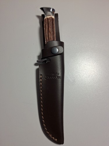 Langes jagdmesser mit - langes,
