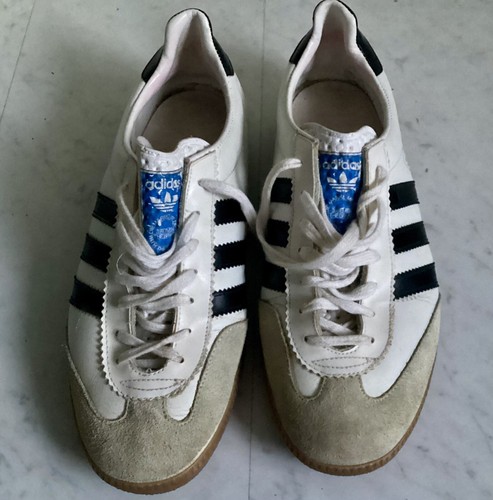 Adidas universal sneaker - adidas, universal,