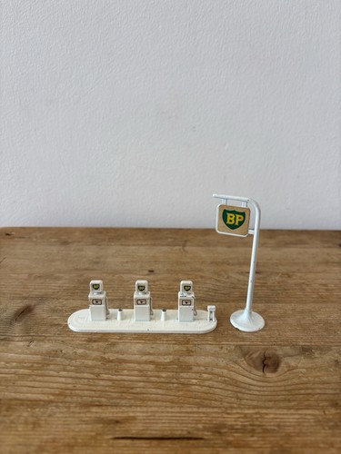 Matchbox garage pumpen - a-1,