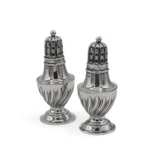 Salz & Pfefferstreuer England