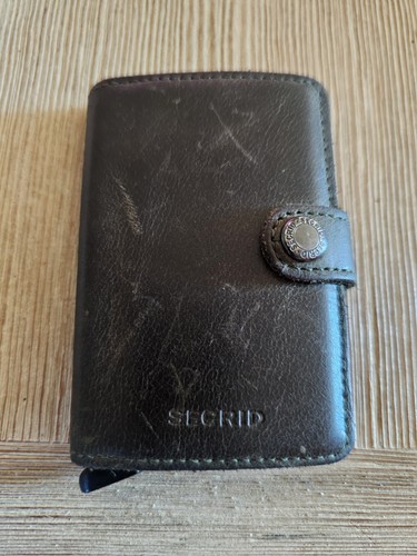 Secrid smart wallet - secrid,