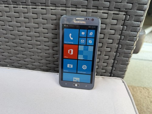 Samsung ativ windows phone - samsung, s