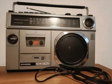 Kofferradio mit Cassettendeck