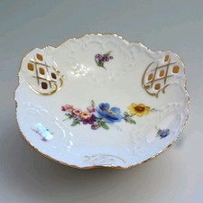 Zierschale mit floralem Design, Volkstedt - Thüringer Handarbeit 