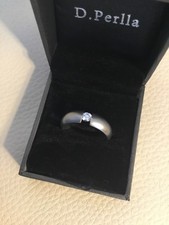 Edelstahlring mit Zirkonia