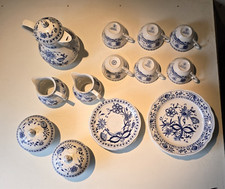 6 teiliges Kaffeeservice, Kuchenplatte Zwiebelmuster Kahla (S01)