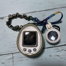 Bandai Tamagotchi 4U weiß