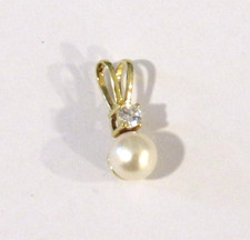 Schöner Anhänger aus Gold