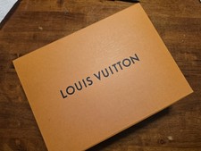 LOUIS VUITTON Box With Front