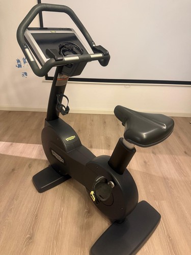 Technogym excite 700 new bike - new,