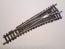 MINITRIX 14939 / 4939 Weiche R 15° leit. Herzstueck (13990)