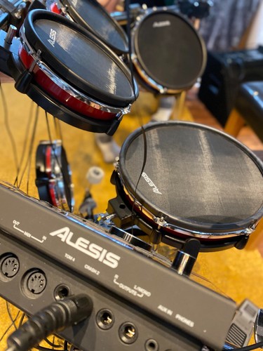 Alesis crimson drum kit - crimson,