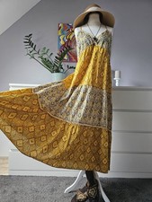 Traumhaftes Maxikleid Zara