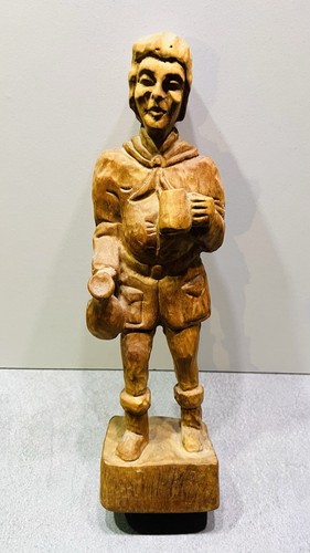 Handgeschnitzte holzfigur - handgeschnitzte,