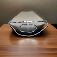 Schmuckset von Swarovski,  Collier und Armband, Kollektion Tennis Matrix