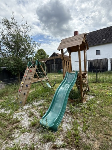 Kinderspielturm aus holz - aus,