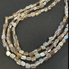 W5-15 - PERLMUTT SCHMUCKTEILE