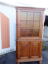 Dekorative Eckvitrine Eichen
