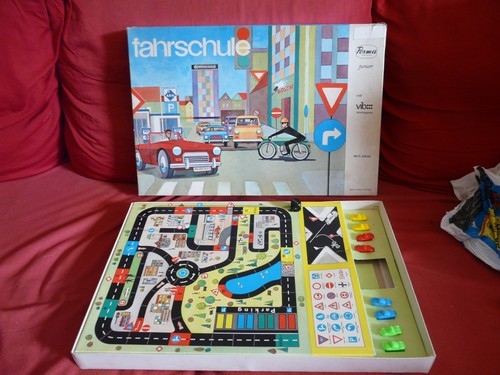 Fahrschule würfelspiel retro - fahrschule,