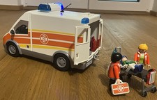 PLAYMOBIL 6685 Krankenwagen