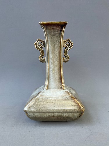 Vase aus emailliertem