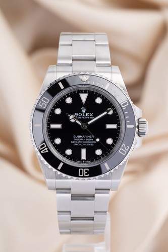 Rolex submariner date - no,