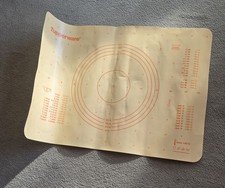 Tupperware Teigunterlage