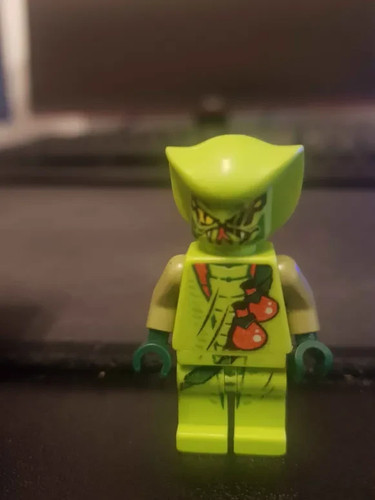 Lego minifigur lasha - lego,