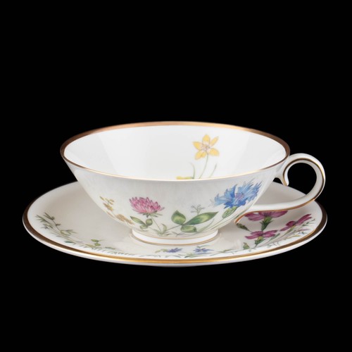 Teetasse untertasse szene l - untertasse,