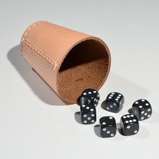 5 Würfelbecher Knobelbecher