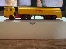 Wiking Mercedes Benz 802 Shell