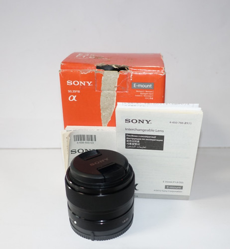 Sony 35mm oss aps - 35mm, aps-c