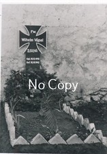 Foto WK II Luftwaffe Friedhof Fliegergrab Fw. Wilhelm Vöpel (X 227).