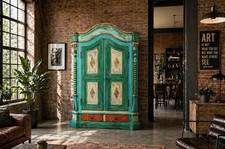 Einzigartiger Vintage Schrank
