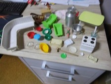 Älteres Spielzeug, Zubehör